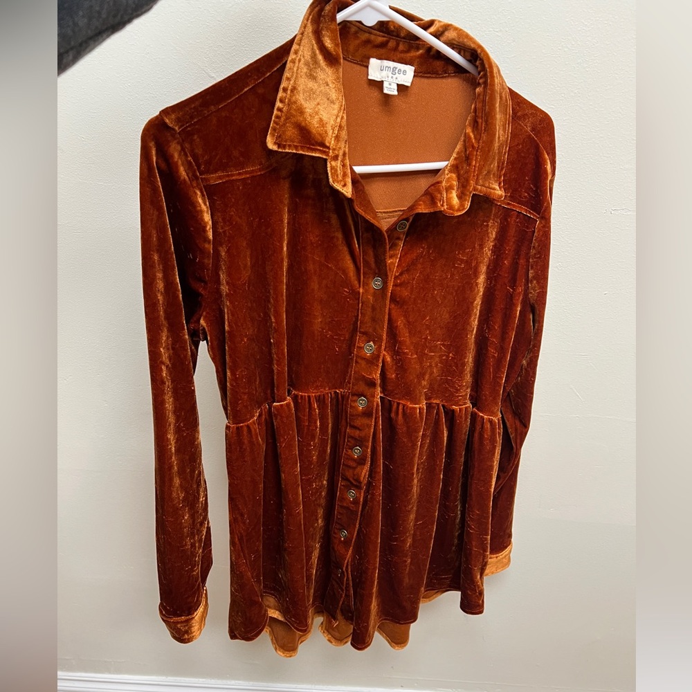 Umgee Women's Velvet Button-Down Top - Rust